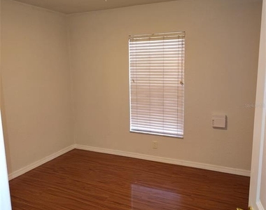 153 Rosedale Avenue - Photo Thumbnail 11