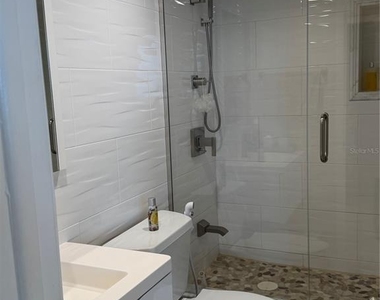 17920 Gulf Boulevard - Photo Thumbnail 8