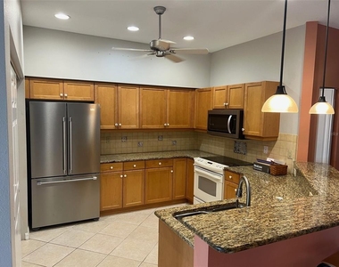 6444 7th Avenue Circle W - Photo Thumbnail 2