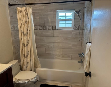 1706 Belleair Forest Drive - Photo Thumbnail 10