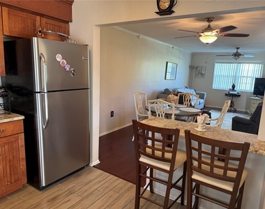 1706 Belleair Forest Drive - Photo Thumbnail 7