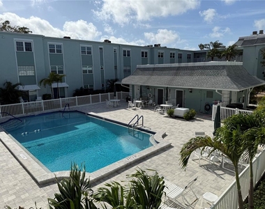 1706 Belleair Forest Drive - Photo Thumbnail 17
