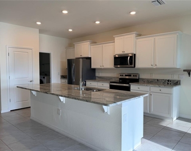 8313 Wheat Stone Drive - Photo Thumbnail 4