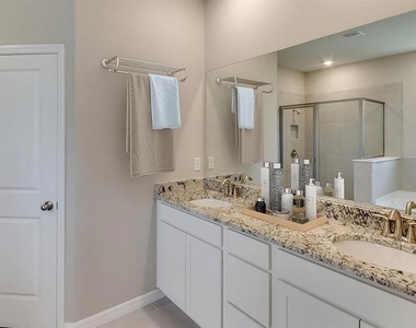 8313 Wheat Stone Drive - Photo Thumbnail 13