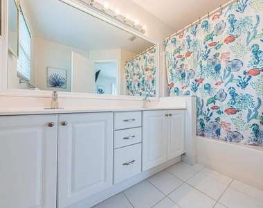 6107 Mirada Circle - Photo Thumbnail 11