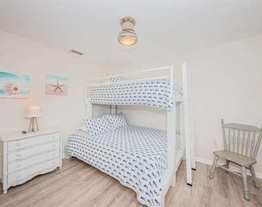 6107 Mirada Circle - Photo Thumbnail 17