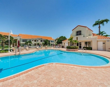 6107 Mirada Circle - Photo Thumbnail 13