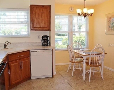 5900 Bahia Del Mar Circle - Photo Thumbnail 4