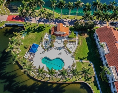 6000 Bahia Del Mar Circle - Photo Thumbnail 13