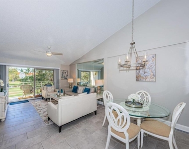 6000 Bahia Del Mar Circle - Photo Thumbnail 8