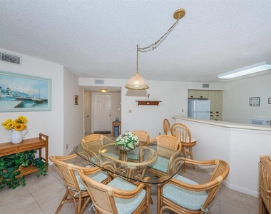 6050 Bahia Del Mar Circle - Photo Thumbnail 4