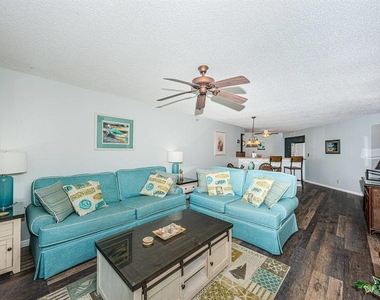 6100 Bahia Del Mar Circle - Photo Thumbnail 2
