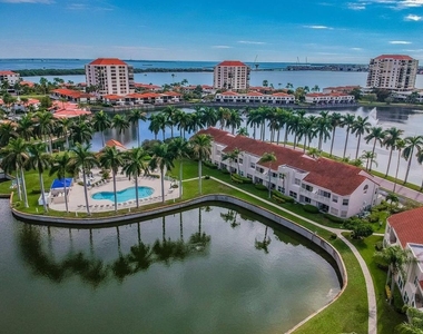 6100 Bahia Del Mar Circle - Photo Thumbnail 14