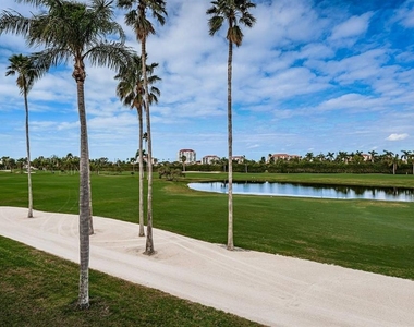6141 Bahia Del Mar Boulevard - Photo Thumbnail 18