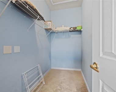 2835 Oakwater Drive - Photo Thumbnail 11