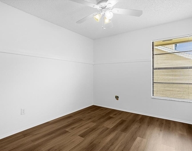 601 Tomlinson Terrace - Photo Thumbnail 21