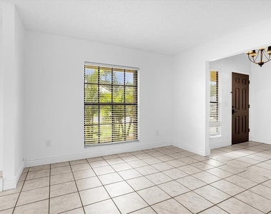 601 Tomlinson Terrace - Photo Thumbnail 5