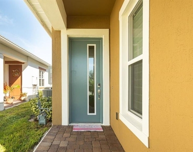 2278 Datura Loop - Photo Thumbnail 3