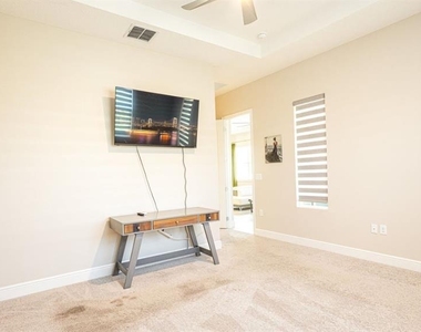 2278 Datura Loop - Photo Thumbnail 22
