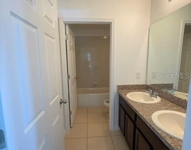 4738 Rockvale Drive - Photo Thumbnail 21