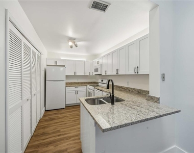 3300 Loveland Boulevard - Photo Thumbnail 10