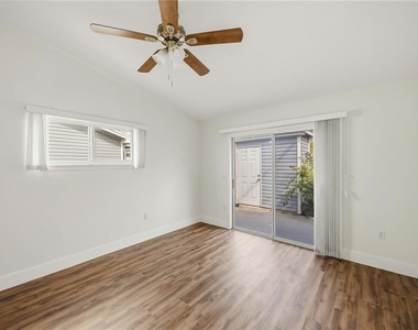 3300 Loveland Boulevard - Photo Thumbnail 20