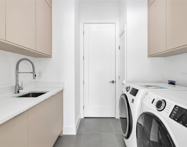 6161 Feise Street - Photo Thumbnail 29