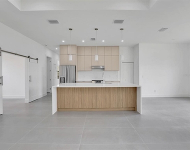 6191 Kambach Street - Photo Thumbnail 12