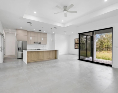 6192 Kambach Street - Photo Thumbnail 9