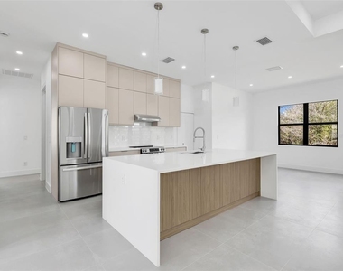 6192 Kambach Street - Photo Thumbnail 15