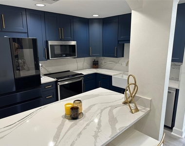 808 3rd Avenue W - Photo Thumbnail 1
