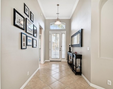 7328 Lake Forest Glen - Photo Thumbnail 4
