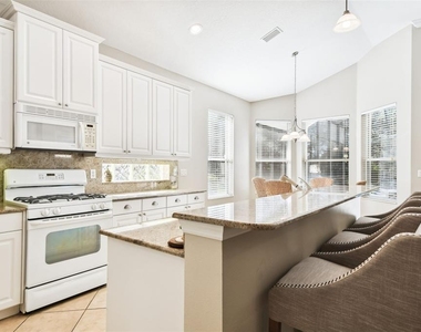 7328 Lake Forest Glen - Photo Thumbnail 14