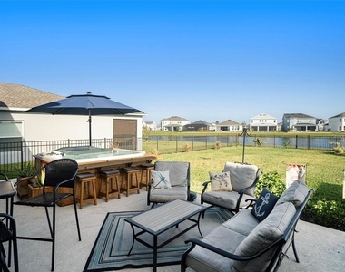 5912 Laurelcrest Glen - Photo Thumbnail 16