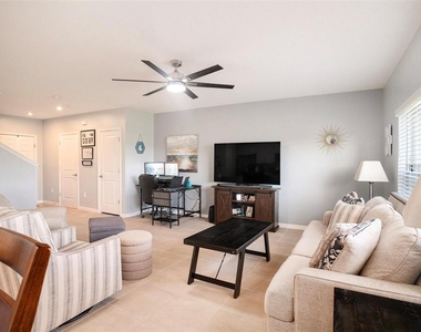 5912 Laurelcrest Glen - Photo Thumbnail 2