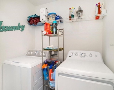 5912 Laurelcrest Glen - Photo Thumbnail 15