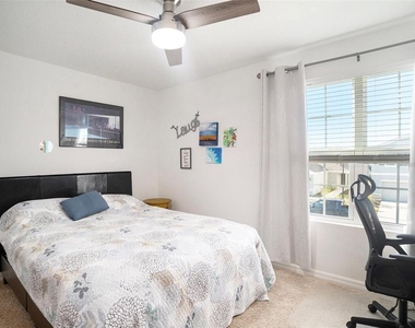 5912 Laurelcrest Glen - Photo Thumbnail 12