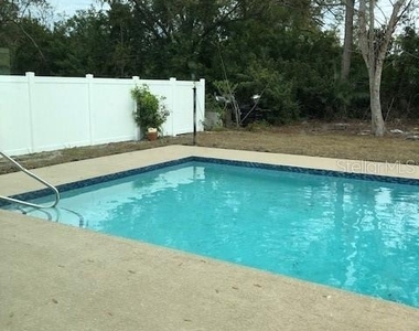 345 Parkland Avenue - Photo Thumbnail 23