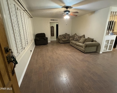 8208 Dempsey Avenue - Photo Thumbnail 2