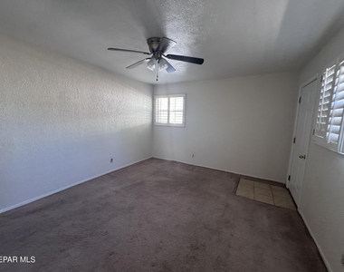 8208 Dempsey Avenue - Photo Thumbnail 9