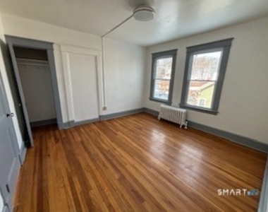 14 Guilfoile Street - Photo Thumbnail 7