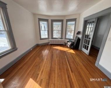 14 Guilfoile Street - Photo Thumbnail 1