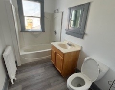 14 Guilfoile Street - Photo Thumbnail 9