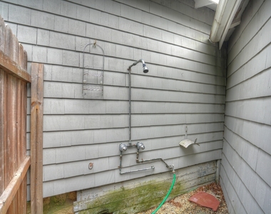 80 Noyes Avenue - Photo Thumbnail 20