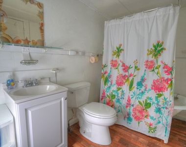 80 Noyes Avenue - Photo Thumbnail 12