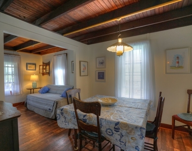 80 Noyes Avenue - Photo Thumbnail 11
