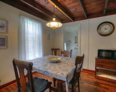 80 Noyes Avenue - Photo Thumbnail 10
