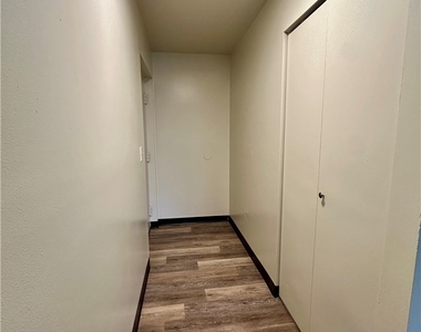 210 Electric Ave - Photo Thumbnail 3