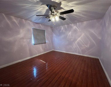 1709 Shadow Mountain Place - Photo Thumbnail 6