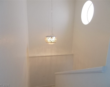 687 Marina Drive - Photo Thumbnail 10